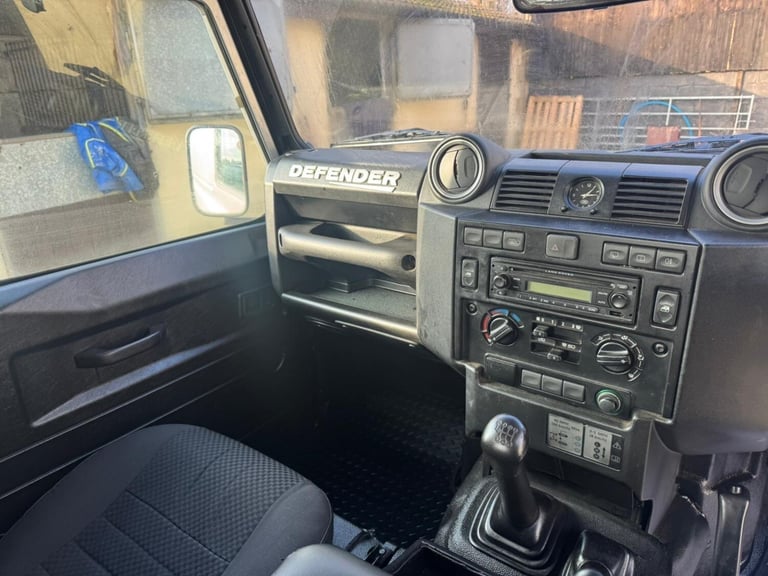 2008 Land Rover Defender 90 2.4 TDCi County Hard Top SUV 4WD SWB Euro 4 3dr PANEL VAN Diesel Manual