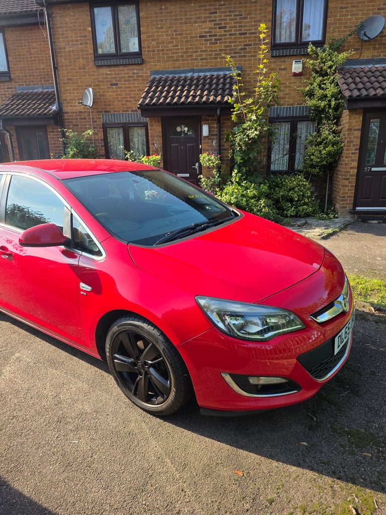 Vauxhall, ASTRA, Hatchback, 2015, Manual, 1598 (cc), 5 doors