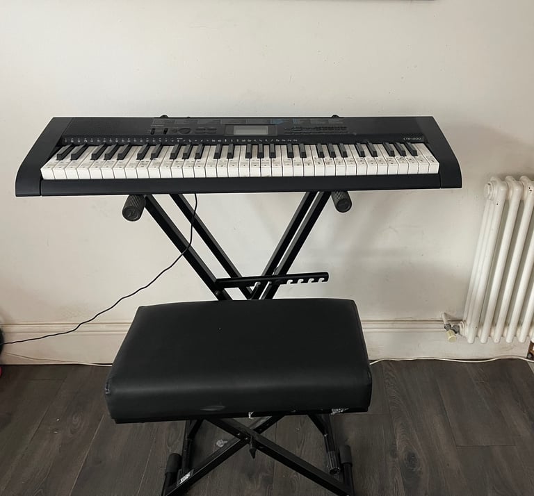 Casio CTK -1200 Electric Keyboard 