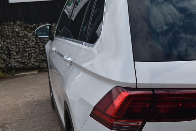 2017 Volkswagen Tiguan 2.0 TDI SEL DSG 4Motion Euro 6 (s/s) 5dr ESTATE Diesel Automatic