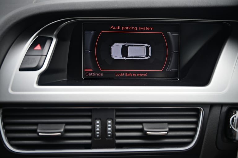 AUDI A4 S LINE 3.2 V6 FSI QUATTRO PETROL AUTO AVANT/ESTATE 2009 [58] GREY