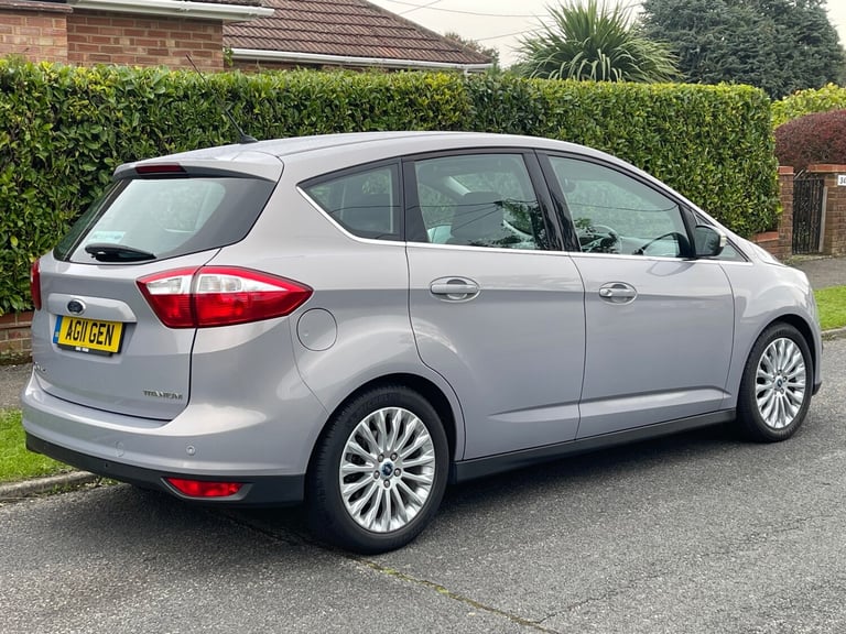 Ford C-Max Titanium 1.6TI 125BHP in Stunning Silver Metallic with Unmarked Cloth