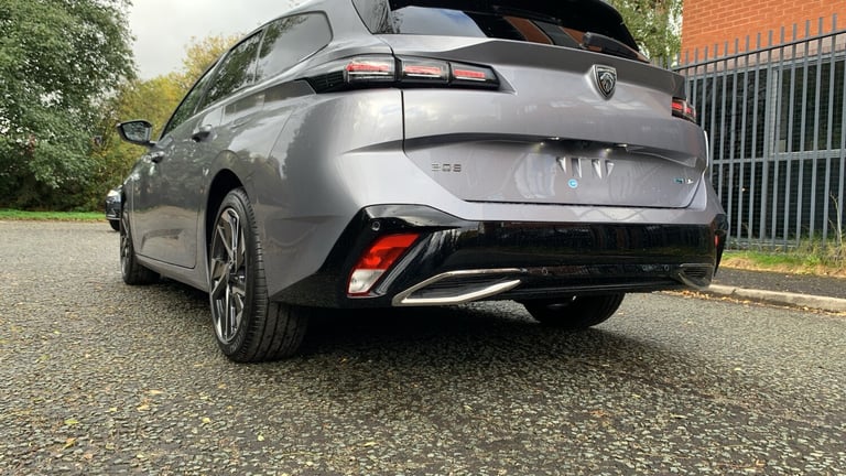 2025 Peugeot 308 SW 1.6 12.4kWh Allure Estate 5dr Petrol Plug-in Hybrid e-EAT Euro 6 (s/s) (180 E...