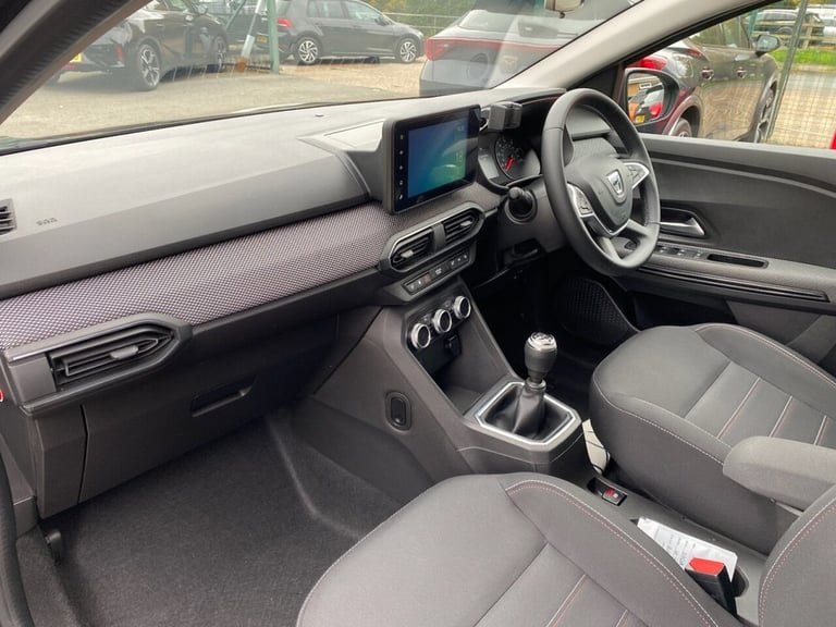 2022 Dacia Jogger 1.0 TCe Extreme SE 5dr MPV PETROL Automatic
