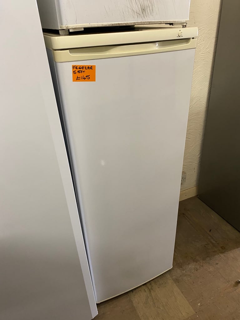 image for ♻️WHITE PROLINE 5.5FT FULLY WORKING FREEZER