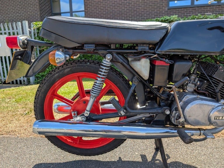 YAMAHA RD200 