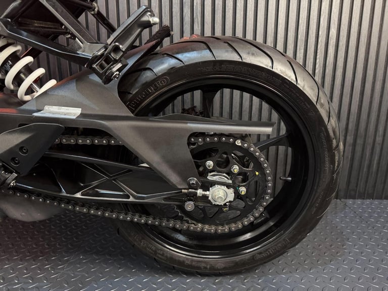 2024 KTM RC 390 390 X-Ring Euro 5