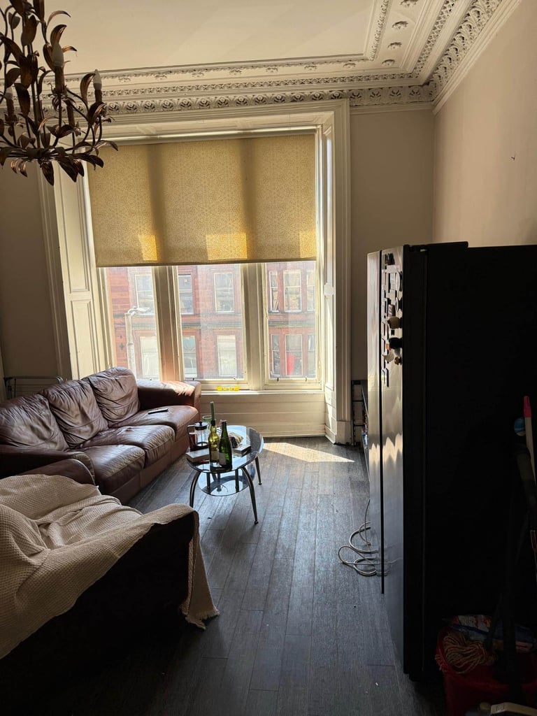 Room for rent in 4 bedroom HMO on Great Western Road