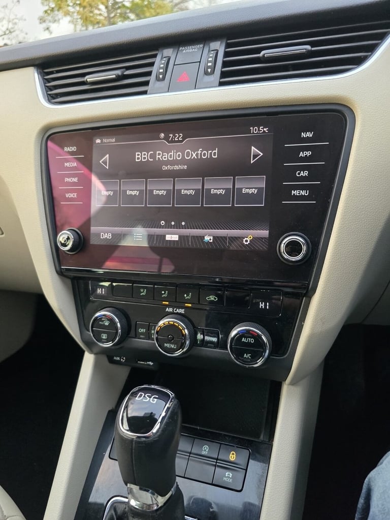 2017 Skoda Octavia 1.6 TDI SE L Estate 5dr Diesel DSG Euro 6 (s/s) (115 ps) Estate Diesel Automatic