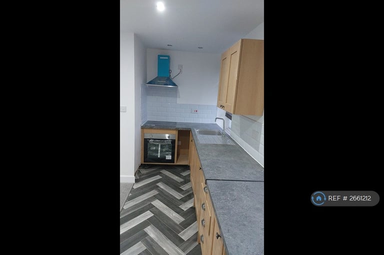 1 bedroom flat in Westgate, Otley, LS21 (1 bed) (#2661212)