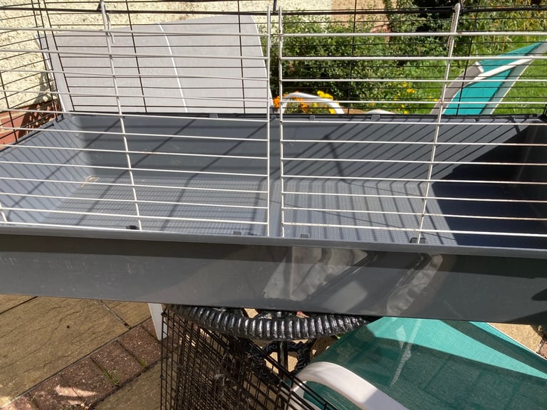 FERPLAST SMALL ANIMAL TEMPORARY CAGE - USED V.G.C.