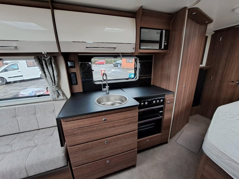 2021 Bailey Unicorn Valencia Black Edition