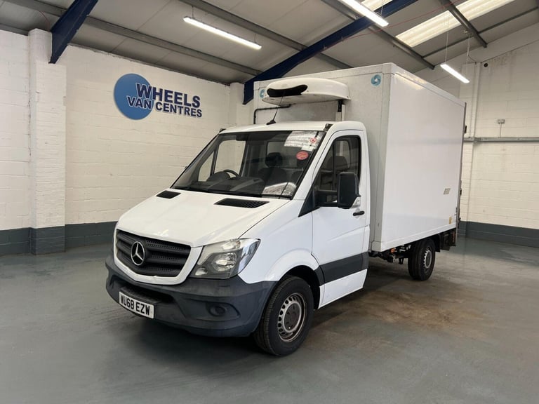 image for 2018 Mercedes-Benz Sprinter 2.1 316 CDI RWD L2 2dr Temperature Controlled Diesel Manual