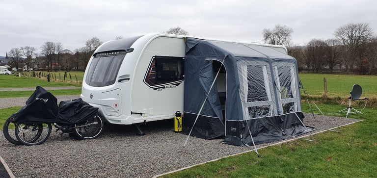 Caravan awning Dometic air awning.