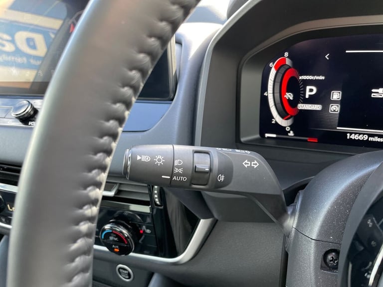 2022 Nissan Qashqai 1.3 DiG-T MH 158 Tekna 5dr Xtronic HATCHBACK PETROL Automatic