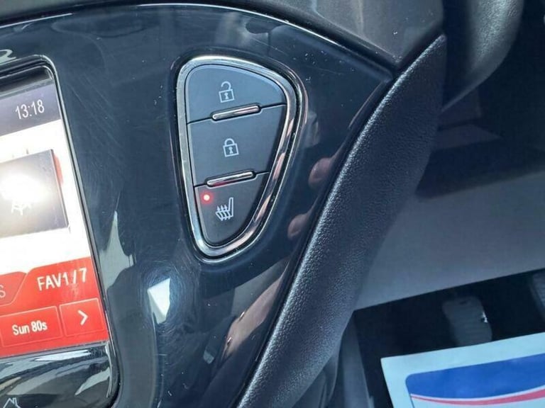 Vauxhall Corsa 1.4i ecoFLEX SE Hatchback 5dr Petrol Manual Euro 6 (90 ps)