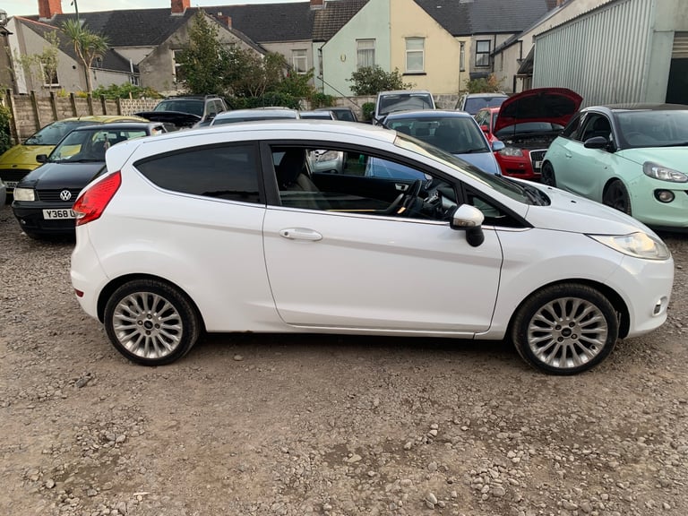 image for Ford, FIESTA, Hatchback, 2012, Manual, 1388 (cc), 3 doors