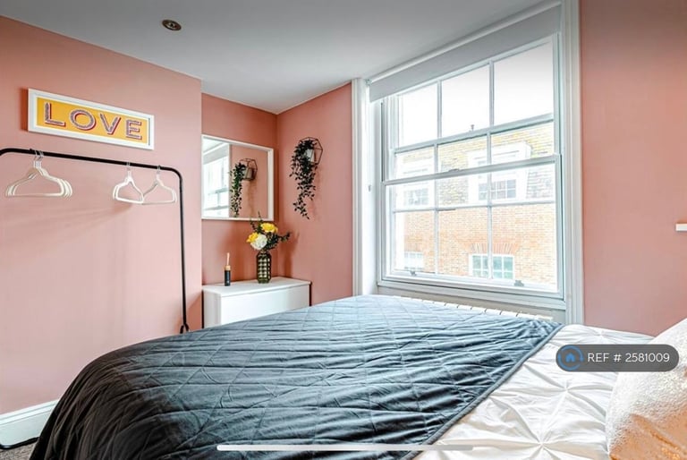 1 bedroom flat in Bartholomews, Brighton, BN1 (1 bed) (#2581009)