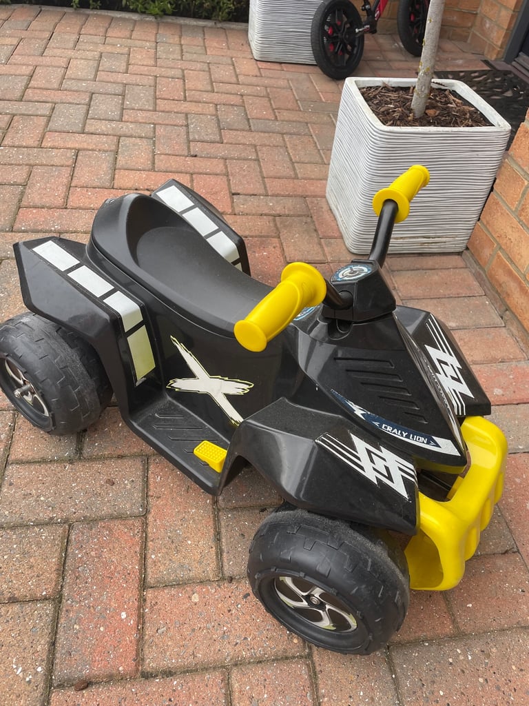 image for HOMCOM 6V Kids Electric Ride-On ATV – with 2 Extra Batteries & Charger!
