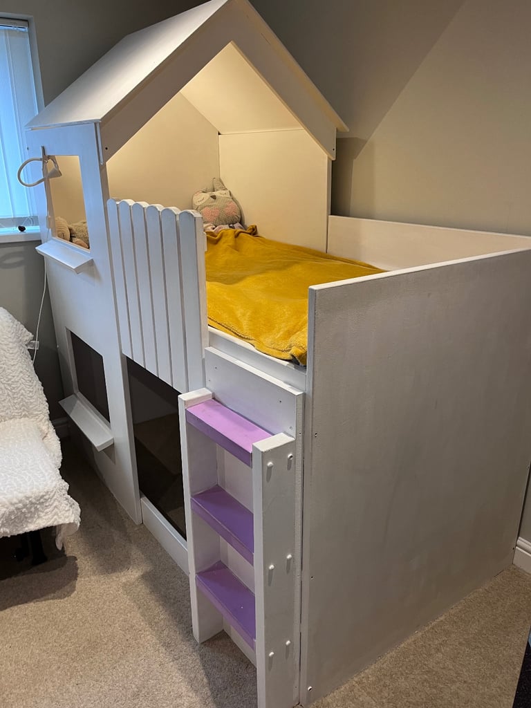 High bed / bunk bed