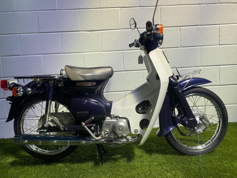 2007 JDM Honda Super Cub C90 in dark blue
