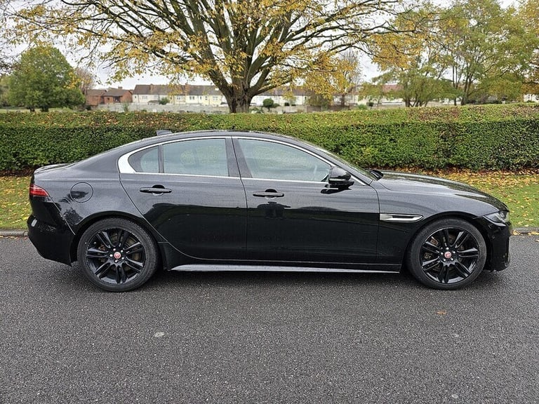 2021 Jaguar XE D200 MHEV R-Dynamic SE Saloon Diesel Automatic