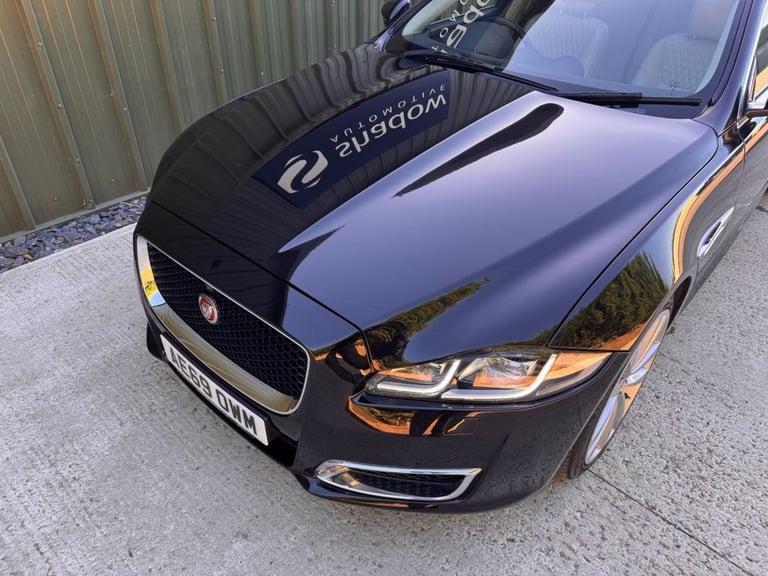2019 Jaguar XJ 3.0d V6 XJ50 Saloon 4dr Diesel Auto Euro 6 (s/s) (300 ps) Saloon Diesel Automatic