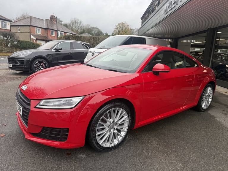 2017 (67) Audi TT 2.0 TFSi Sport DSG automatic 1 local owner 52782 miles Red