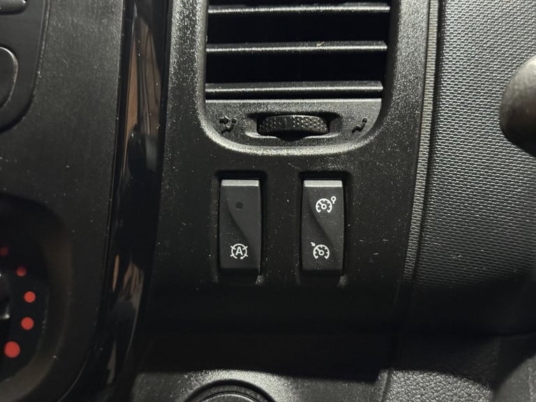 2016 Vauxhall Vivaro 1.6 CDTi 2900 BiTurbo ecoFLEX Sportive Crew Van Double Cab 5dr Diesel Manua ...