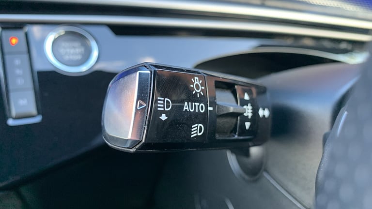 2025 Peugeot 5008 1.2 Hybrid 136 GT 5dr e-DSC6 HATCHBACK PETROL Automatic