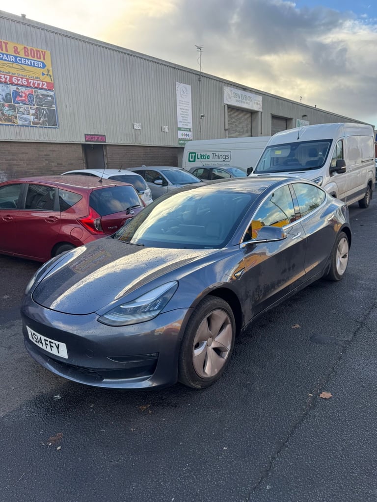 image for Tesla 3 2019 Almost New