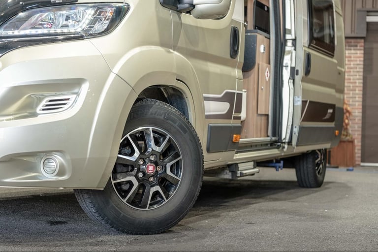 FIAT DUCATO SWIFT SELECT CHAMPAGNE 164 
