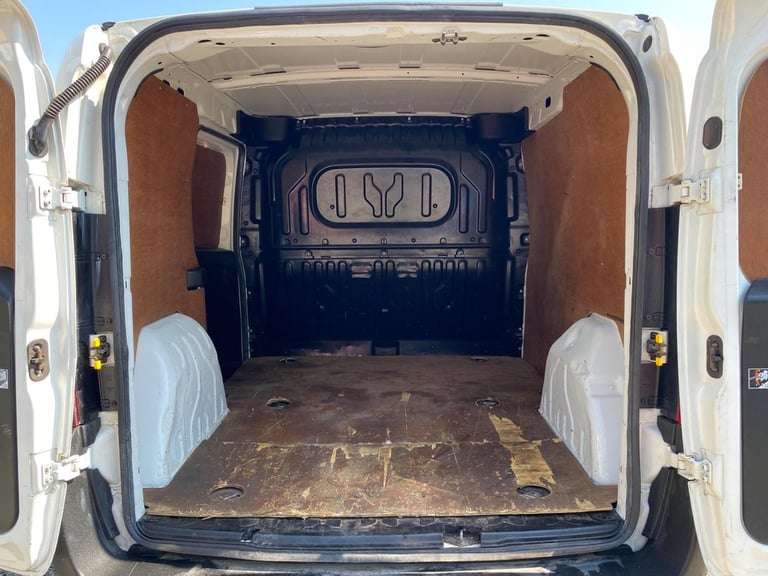 2015 Fiat Doblo 1.3 JTD MultiJetII 16v SX Tecnico L1 H1 4dr PANEL VAN Diesel Manual