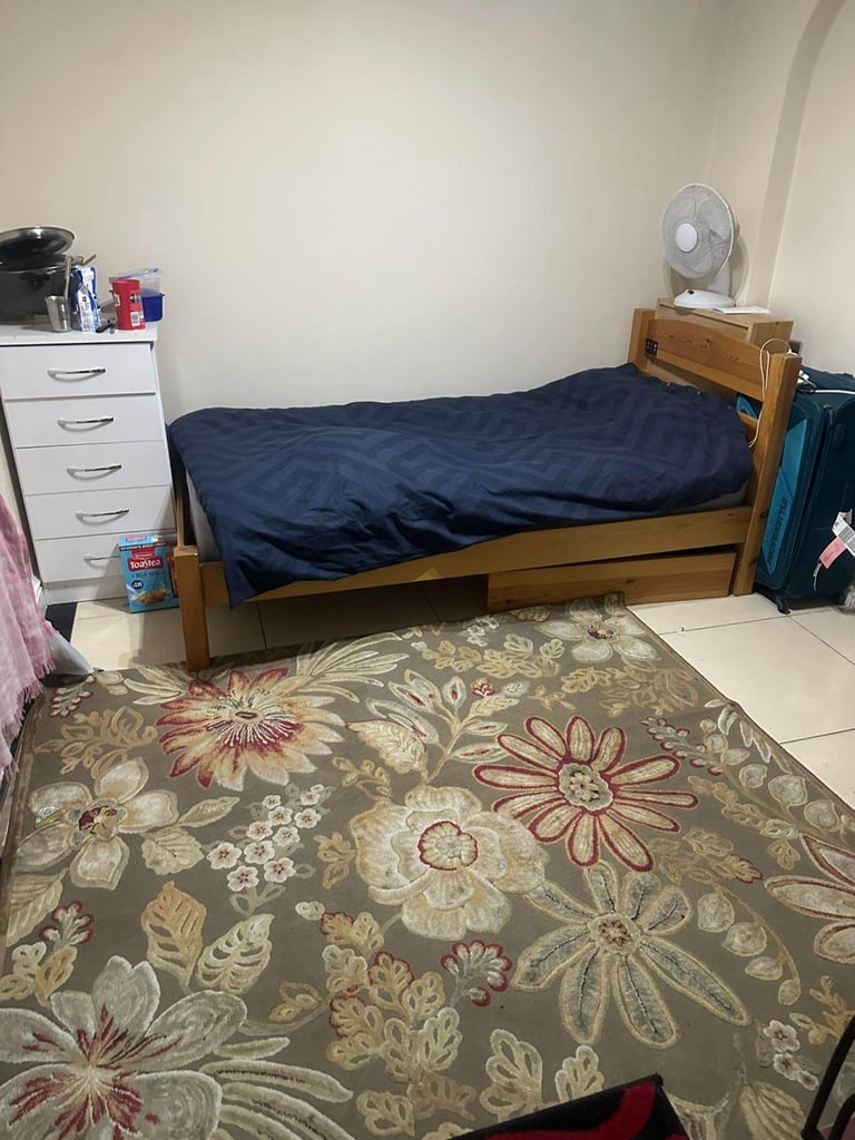 Spacious & Cosy single room for Rent TW5 0LX