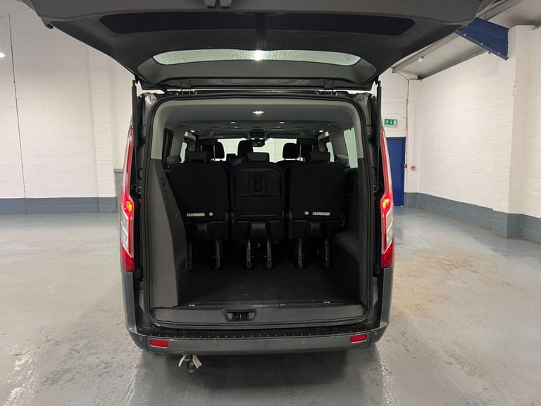 2022 Ford Tourneo Custom 2.0 320 EcoBlue Titanium Auto L2 Euro 6 (s/s) 5dr Minibus Diesel Automatic