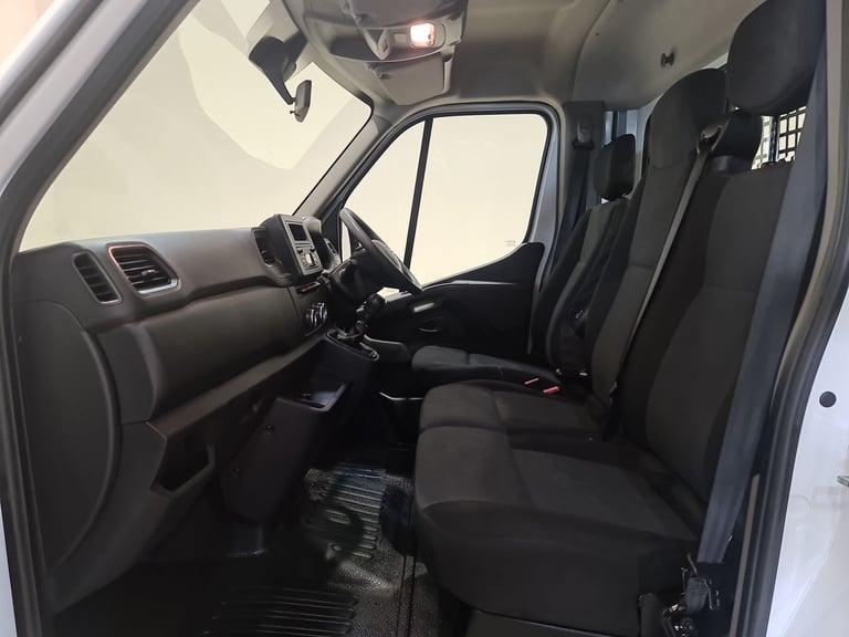 2023 Nissan Interstar 2.3 DCI 35 TEKNA L2 145 BHP TIPPER Tipper Diesel Manual