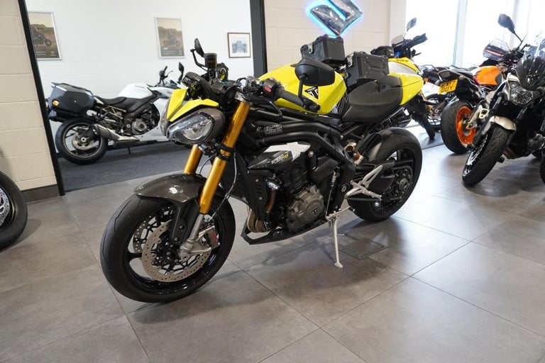 Triumph Speed Triple 1200 RX, 2025, Yellow with just 61miles