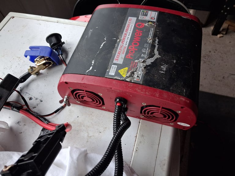 Sterling ProPower Q 12V 1000W Inverter