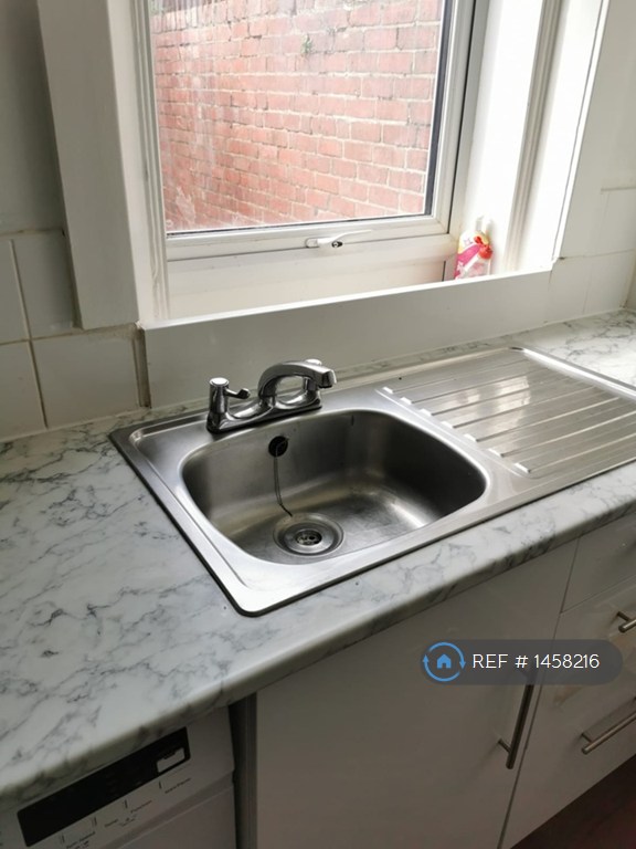 2 bedroom house in Robert Street, Blyth, NE24 (2 bed) (#1458216)