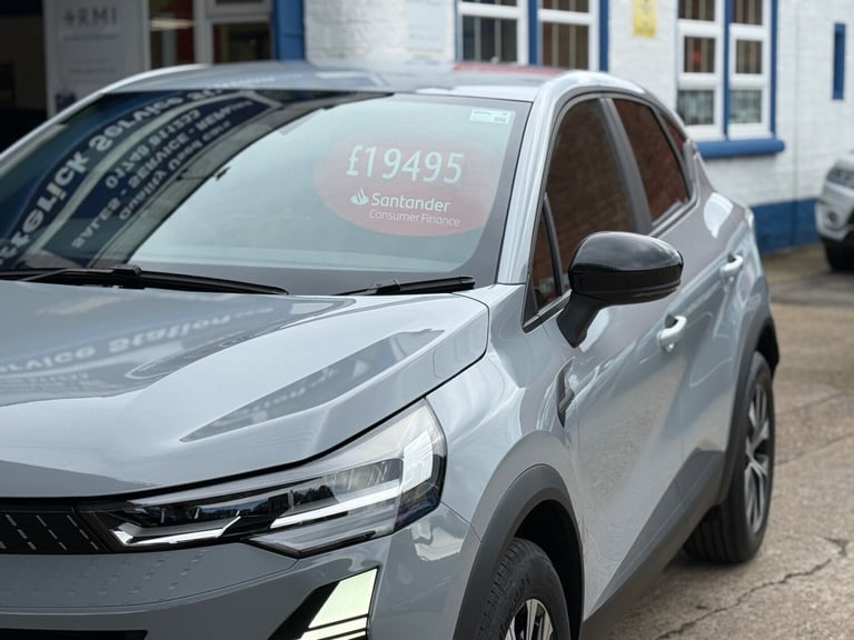 2025 Renault Captur 1.0 TCE 90 Evolution 5dr, UNDER 10 MILES, SEPTEMBER 2028 RENAULT WARRANTY,  H...