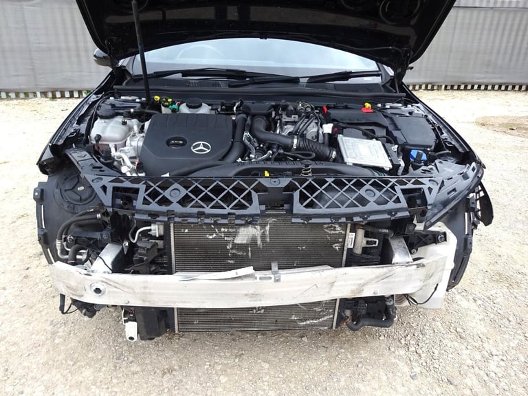 2020 70 REG MERCEDES BENZ A CLASS A250 AMG LINE E HYBRID AUTO DAMAGED SALVAGE