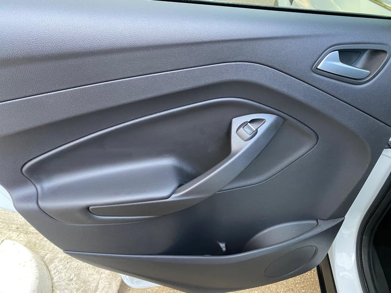 2018 Ford Kuga 1.5T EcoBoost Titanium X Euro 6 (s/s) 5dr HATCHBACK Petrol Manual