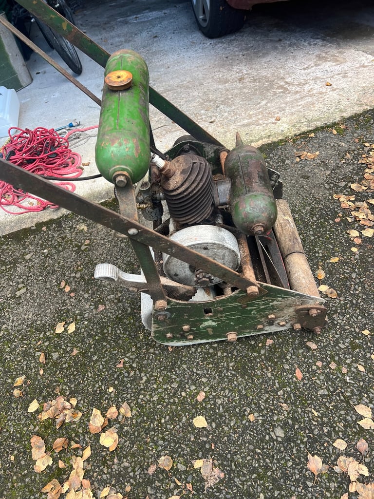 2 x Atco Vintage Lawn Trimmers 