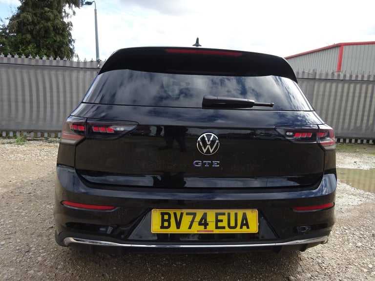 2024 74 REG VOLKSWAGEN GOLF GTE HYBRID AUTO DAMAGED REPAIRABLE SALVAGE