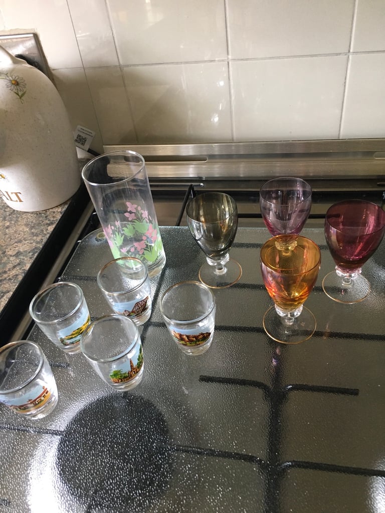 image for Perfect condition mixed glass ware bundles..individual prices just ask…home anywhere perfect..