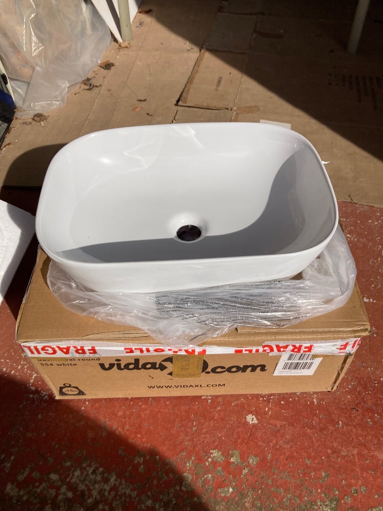 image for Brand New Counter Top Basin