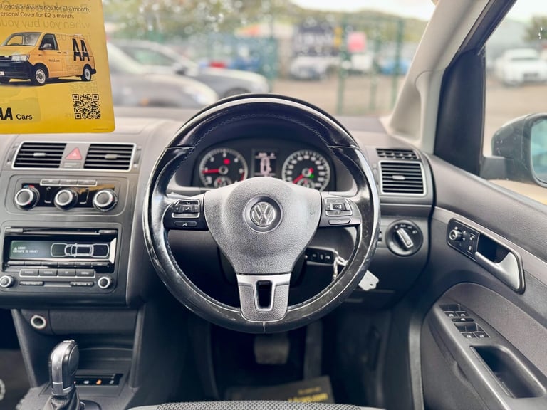 2015 Volkswagen Touran 1.6 TDI 105 BlueMotion Tech SE 5dr DSG MPV Diesel Automatic