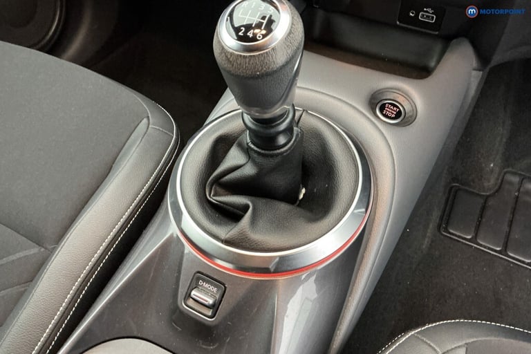 2021 Nissan Juke 1.0 DiG-T 114 Tekna 5dr SUV Petrol Manual