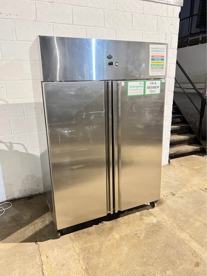 image for  Commercial Double Door Fridge for Sale