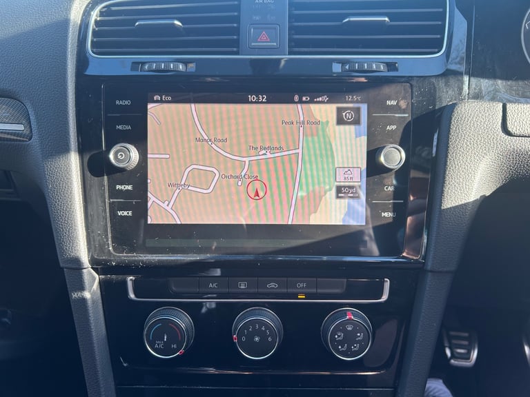 Volkswagen, GOLF, Hatchback, 2017, Manual, 1968 (cc), 5 doors